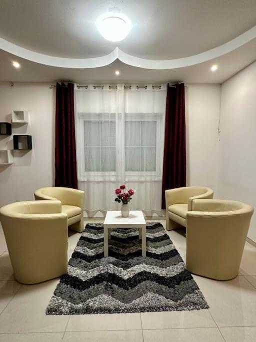 Flumen I Cozy House With Free Parking *