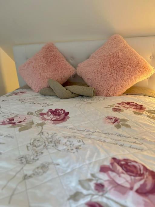 Flumen I Cozy House With Free Parking Prague