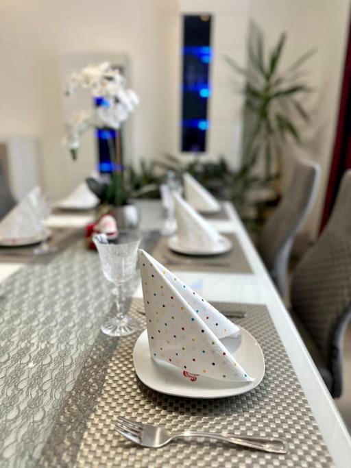 Flumen I Cozy House With Free Parking Holiday home